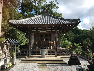四国霊場第41番札所 龍光寺 大師堂